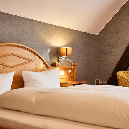 Metzgereigasthof Rebstock 3*