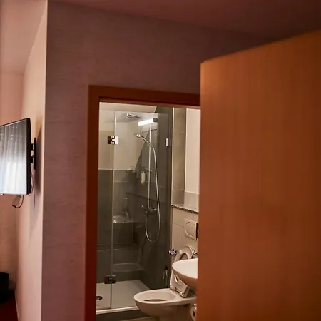 Metzgereigasthof Rebstock 게스트하우스 Münchweier